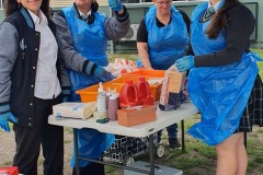 Sausage-sizzle-at-Cairnlea